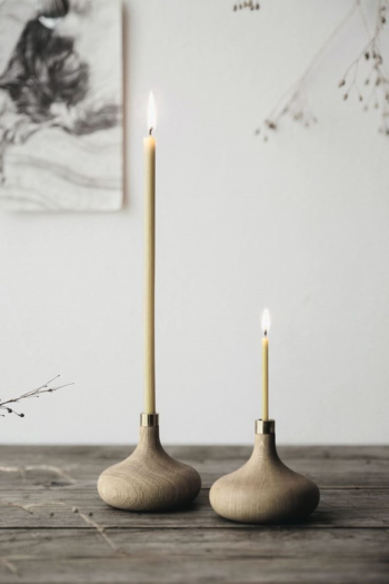 Japanese-Style Walnut Wood Candle – Handcrafted Minimalist Decor
